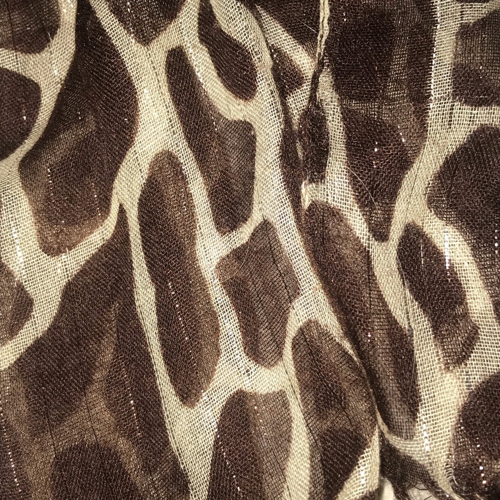 Brown and tan patterned Scarf - Picture 3 of 3